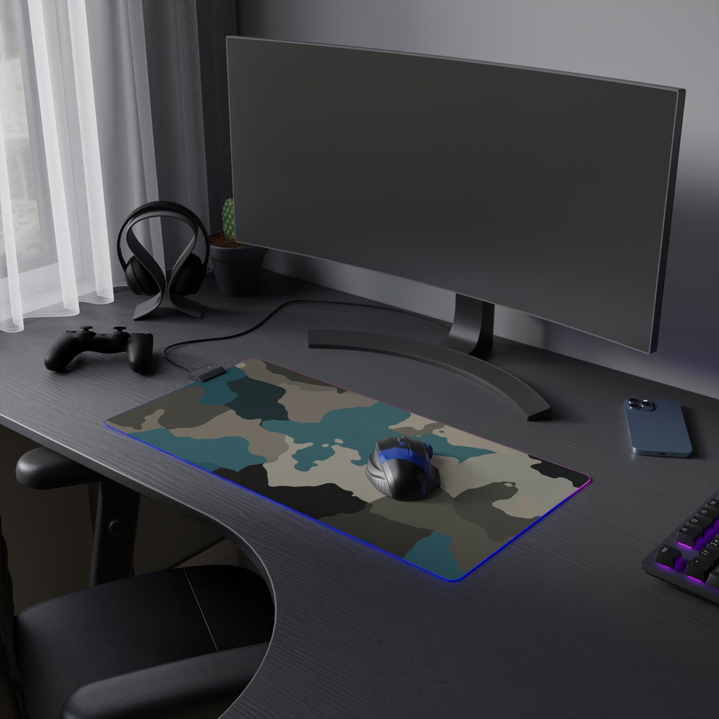 Camo Lovers LED Gaming Mouse Pad